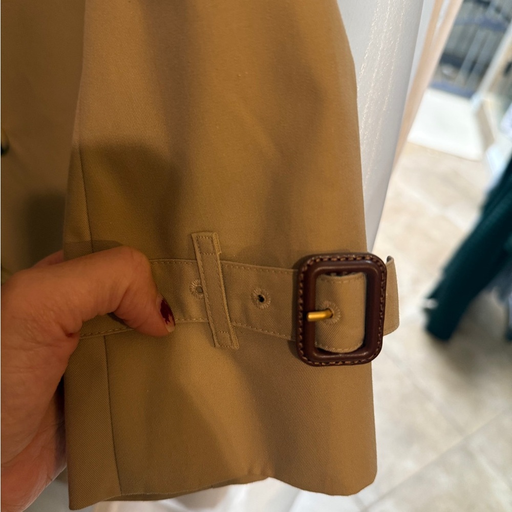 Burberry Long Kensington Heritage Trench Coat - Picture 8 of 16